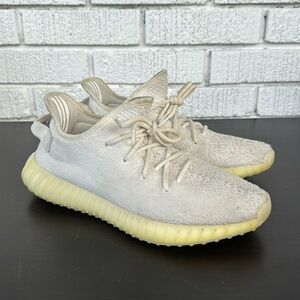 Yeezy 350 v2 cream size 10.5 mens